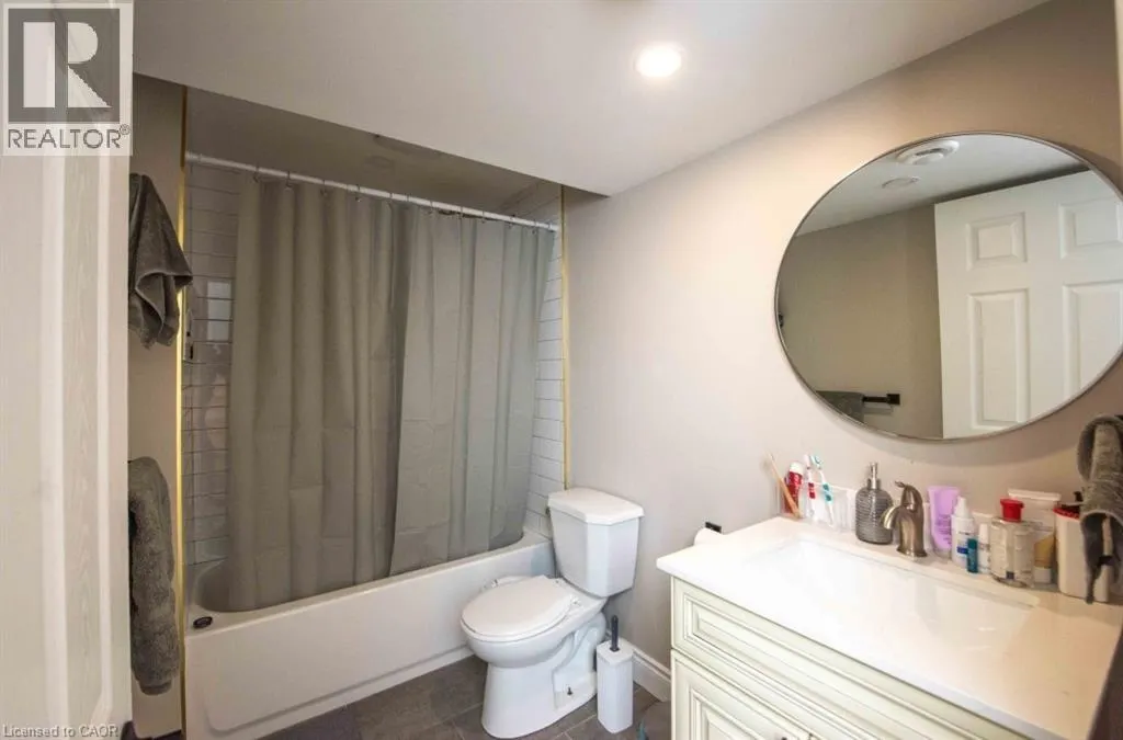 34 PEACH BLOSSOM Crescent Unit# 2, #2