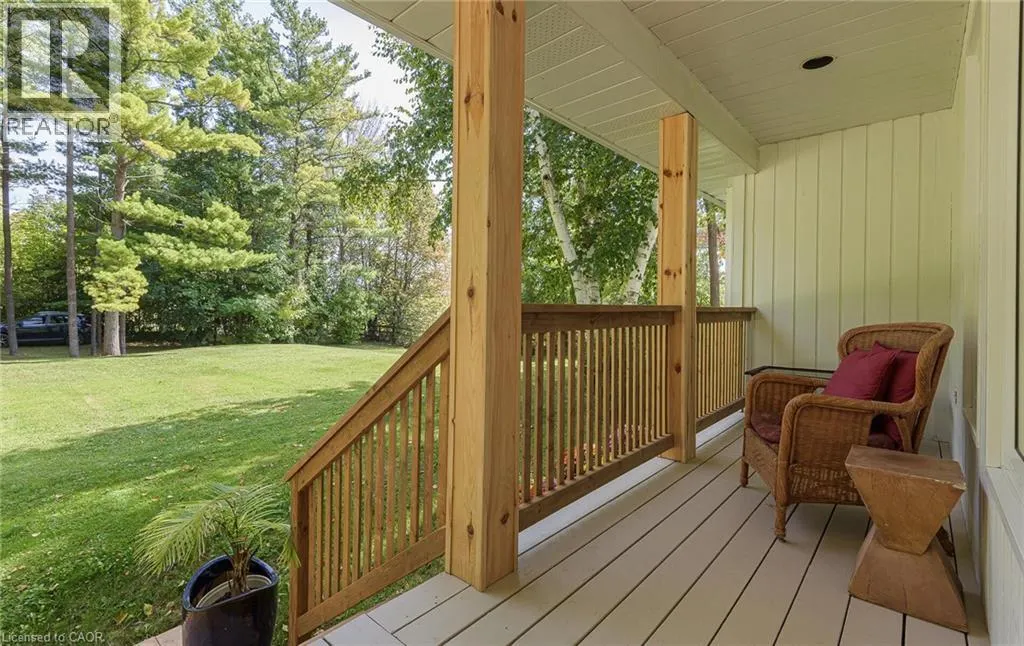 627 WOODHILL Road