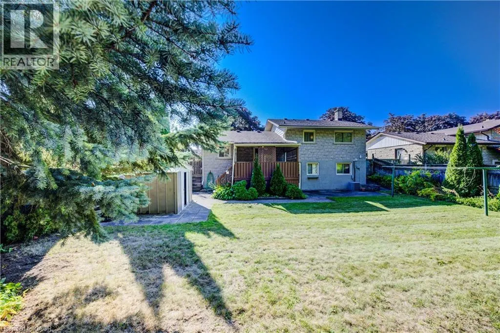 211 VILLAGE Road