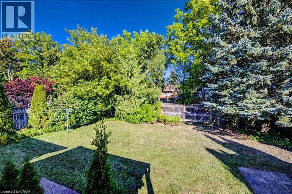 211 VILLAGE Road