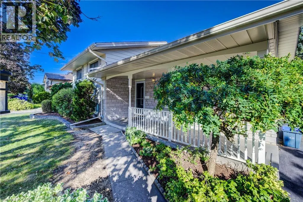 211 VILLAGE Road