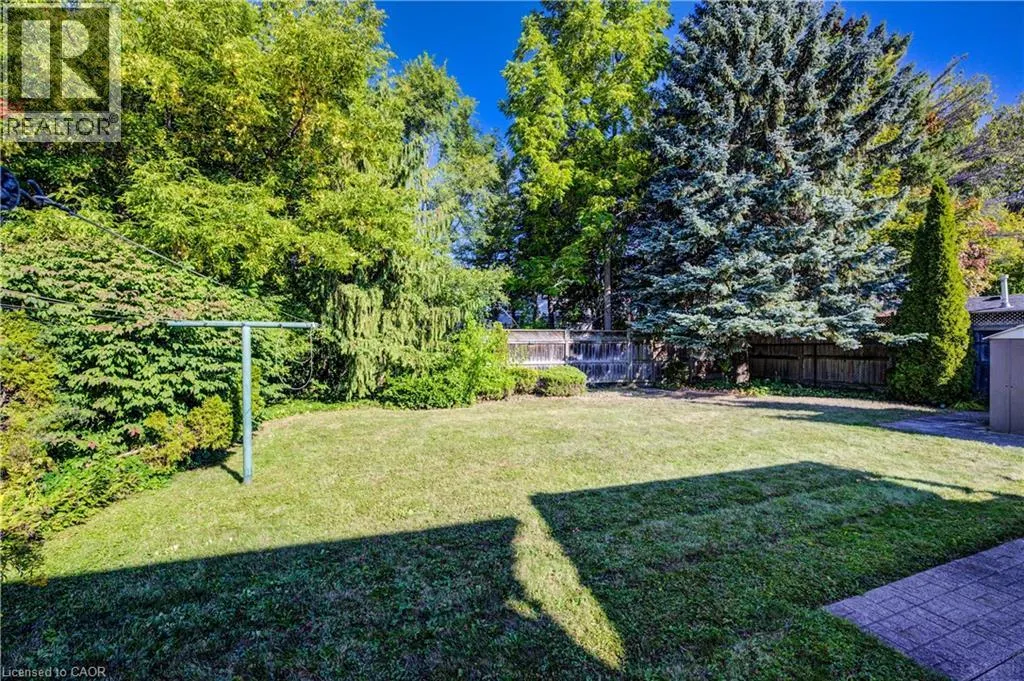 211 VILLAGE Road