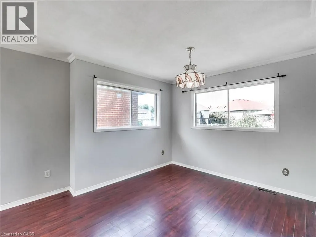 15 CARABRAM Court