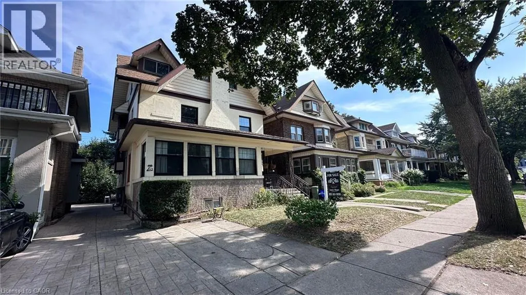 49 PROCTOR Boulevard