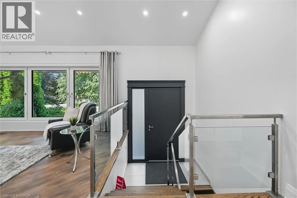 568 DYNES Road
