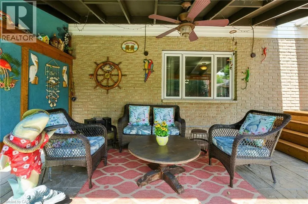 7022 YORK Drive