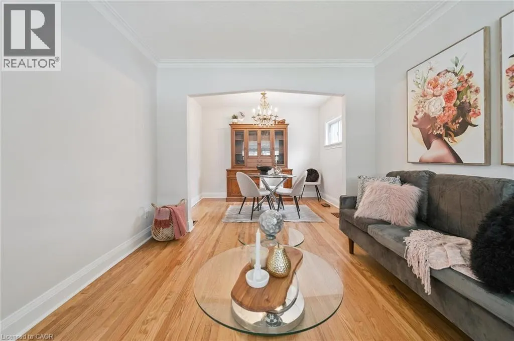 202 ALDERBRAE Avenue
