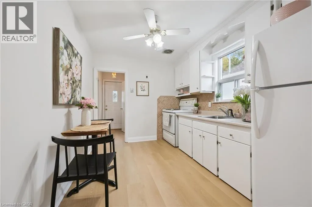 202 ALDERBRAE Avenue