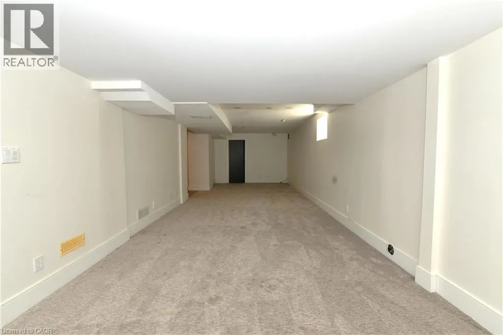 6 SHADYRIDGE Place