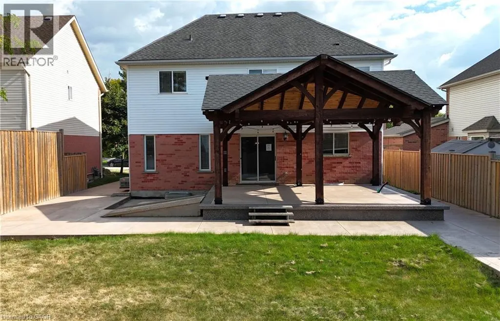 6 SHADYRIDGE Place