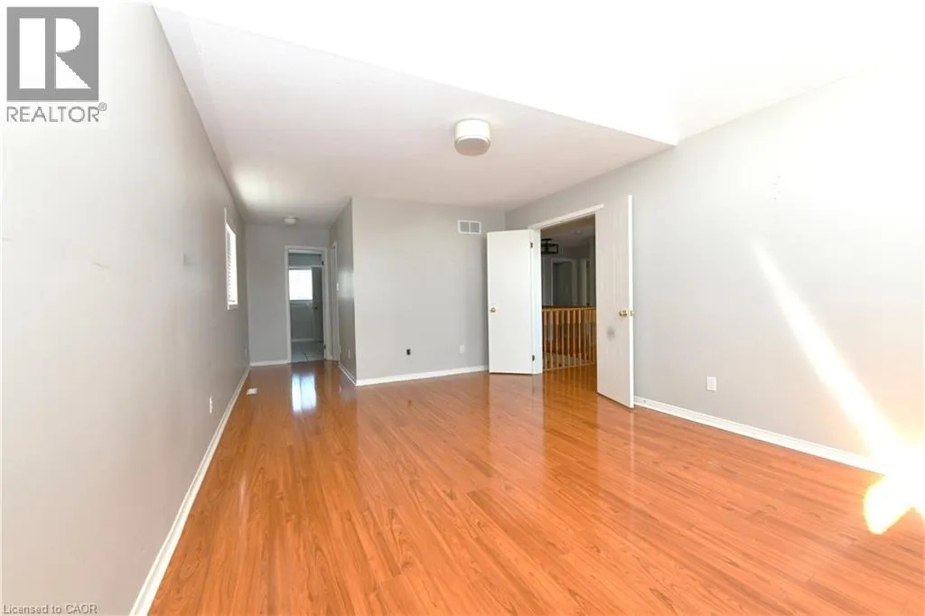 6 SHADYRIDGE Place