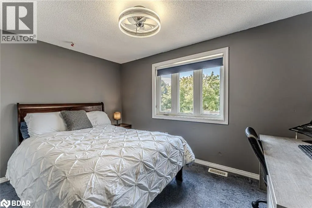 1 WESSENGER Drive
