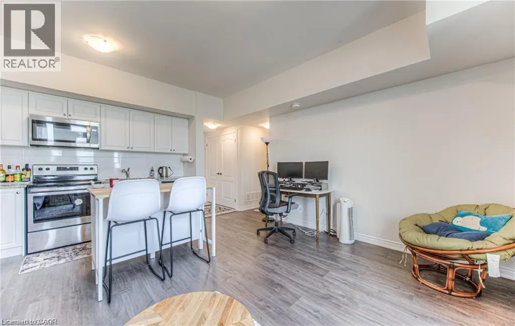 120 WATSON Parkway N Unit# 2, #2