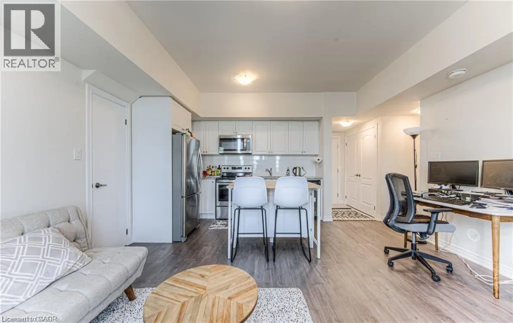 120 WATSON Parkway N Unit# 2, #2