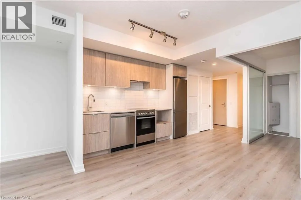 395 BLOOR Street E Unit# 2201, #2201
