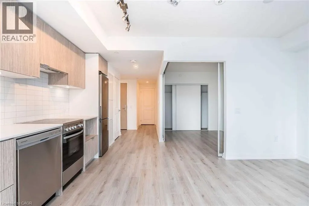 395 BLOOR Street E Unit# 2201, #2201