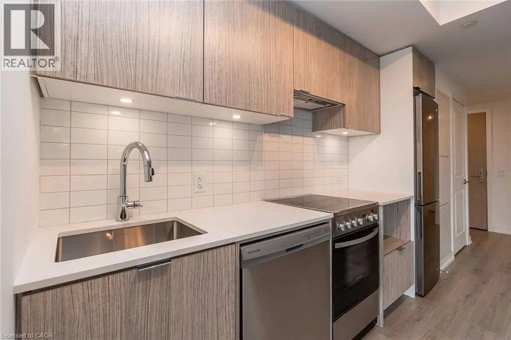 395 BLOOR Street E Unit# 2201, #2201