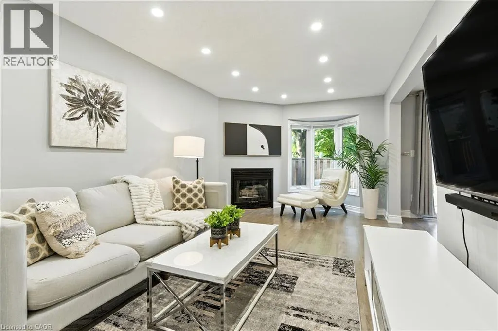 1 ROYALWOOD Court Unit# 5, #5
