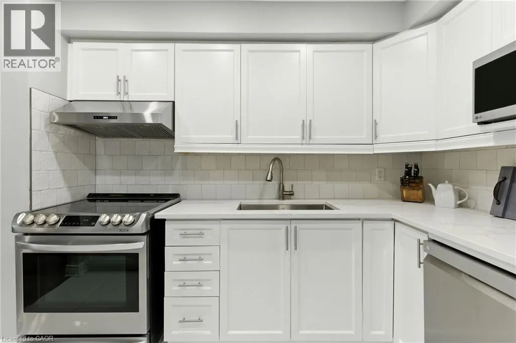 1 ROYALWOOD Court Unit# 5, #5