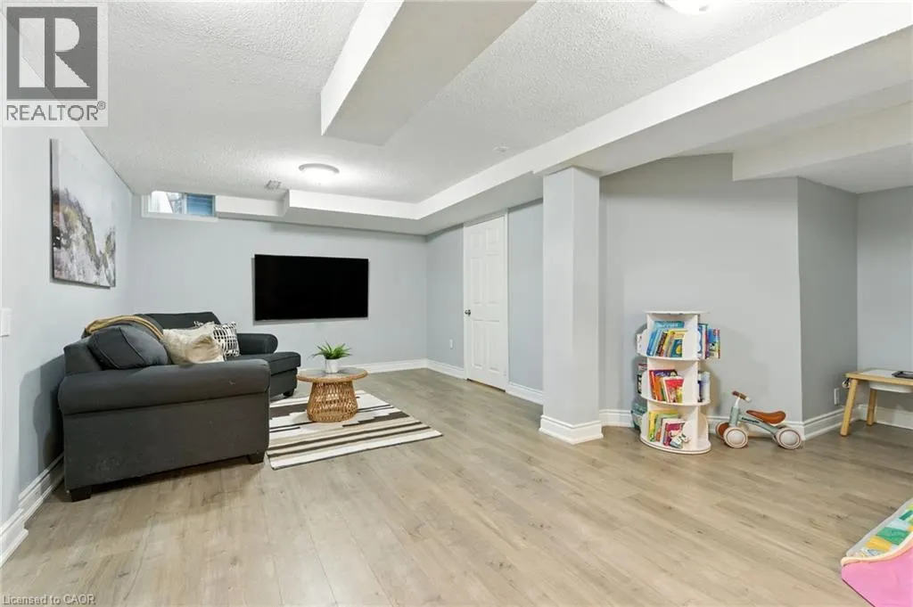 1 ROYALWOOD Court Unit# 5, #5