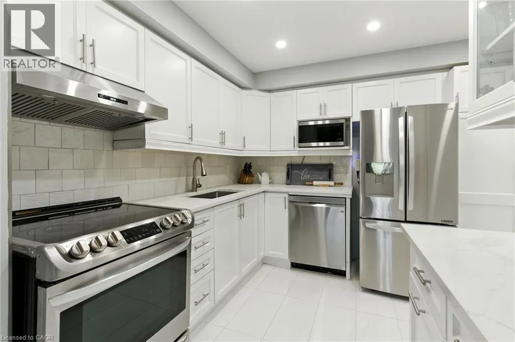 1 ROYALWOOD Court Unit# 5, #5