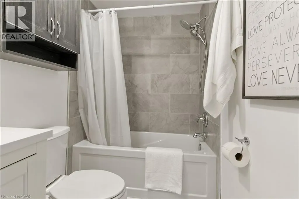 1 ROYALWOOD Court Unit# 5, #5