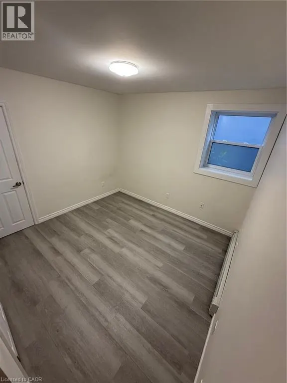 72 HARTZEL Road Unit# 4, #4