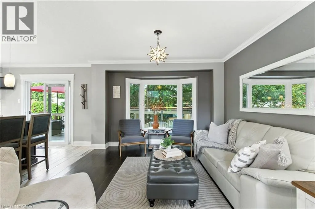 36 PINECREEK Road