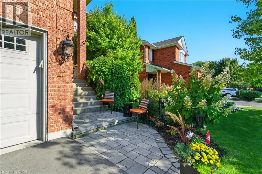 36 PINECREEK Road
