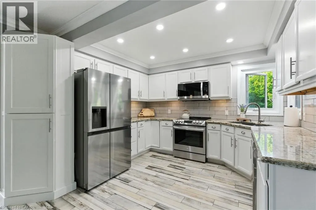36 PINECREEK Road