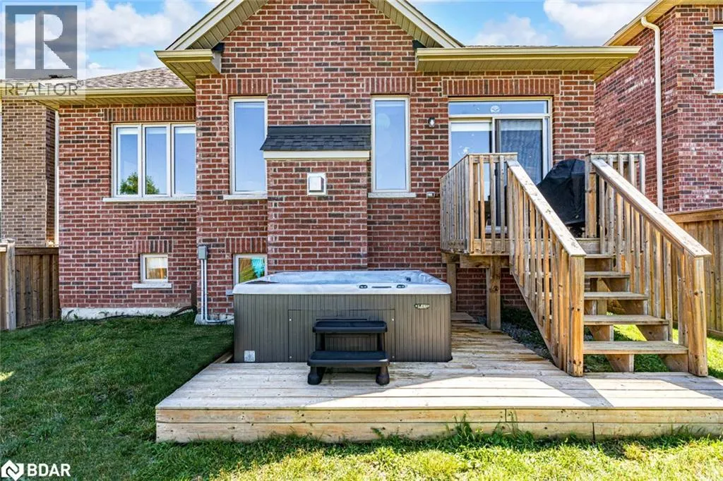 23 CURTIS Way