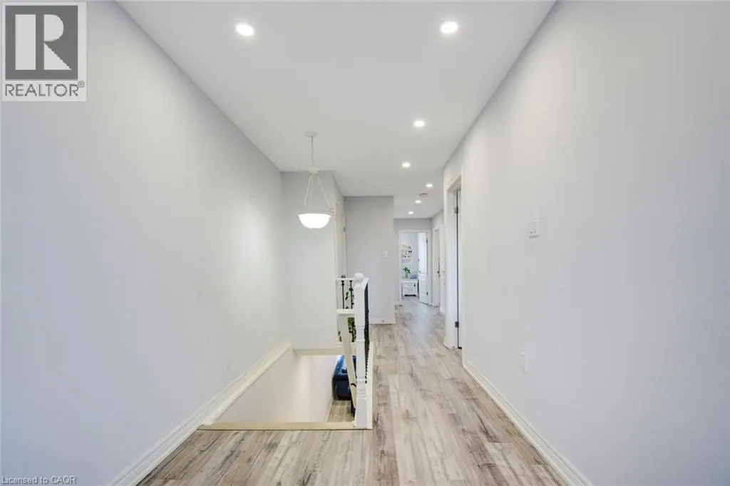 106 WHITEFISH Crescent