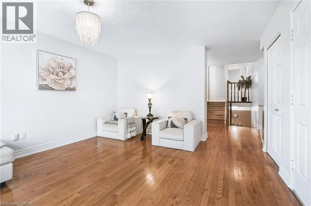 14 ASHRIDGE Place