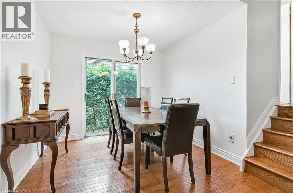 14 ASHRIDGE Place