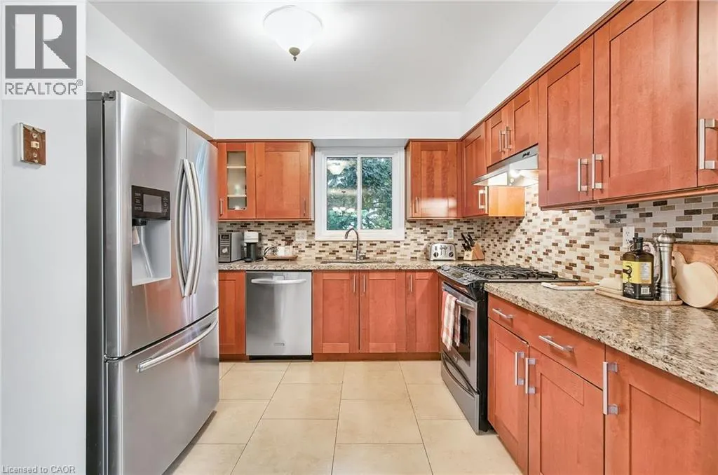 14 ASHRIDGE Place