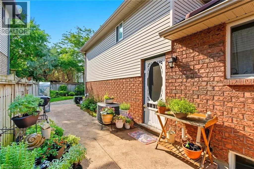 20 DIAMOND Court
