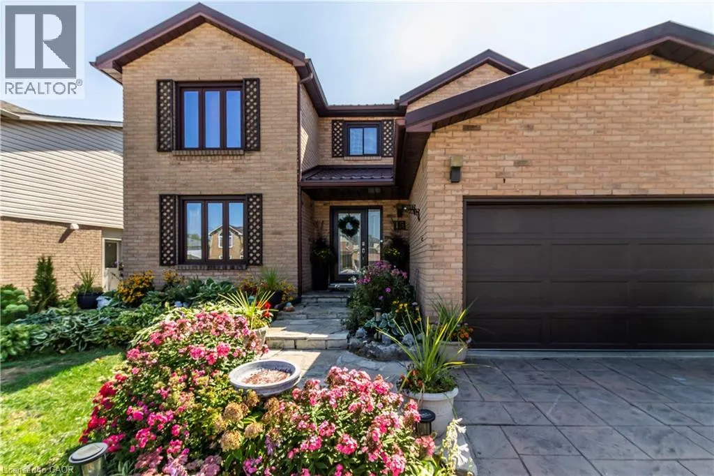15 BOURBON Court