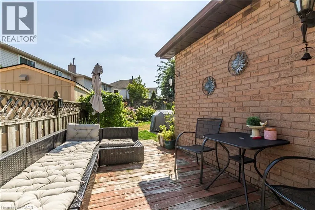15 BOURBON Court