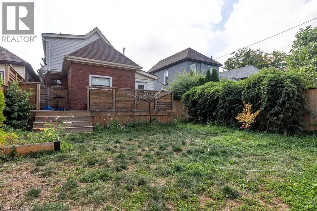 147 KENSINGTON Avenue N