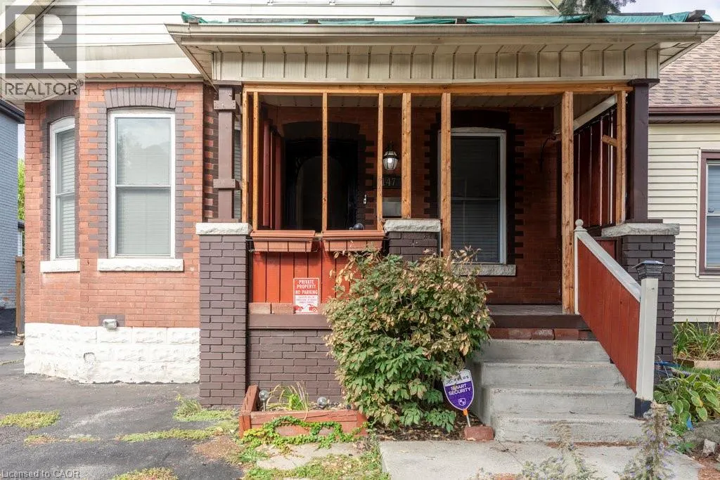 147 KENSINGTON Avenue N