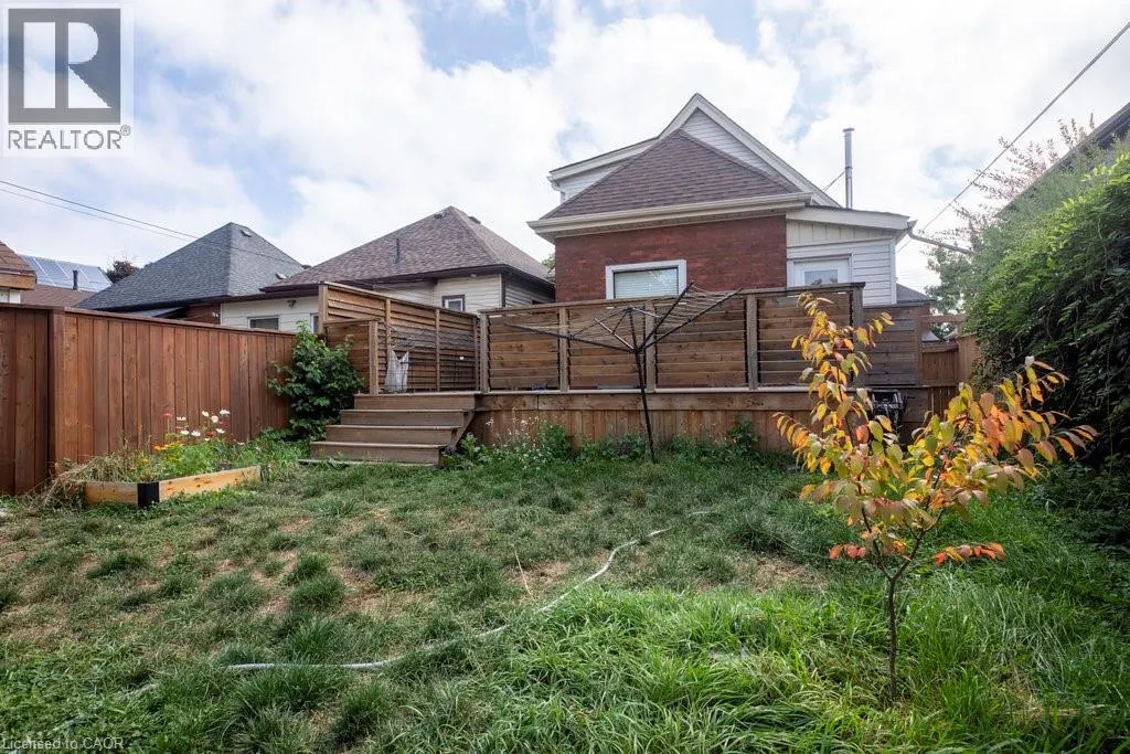 147 KENSINGTON Avenue N