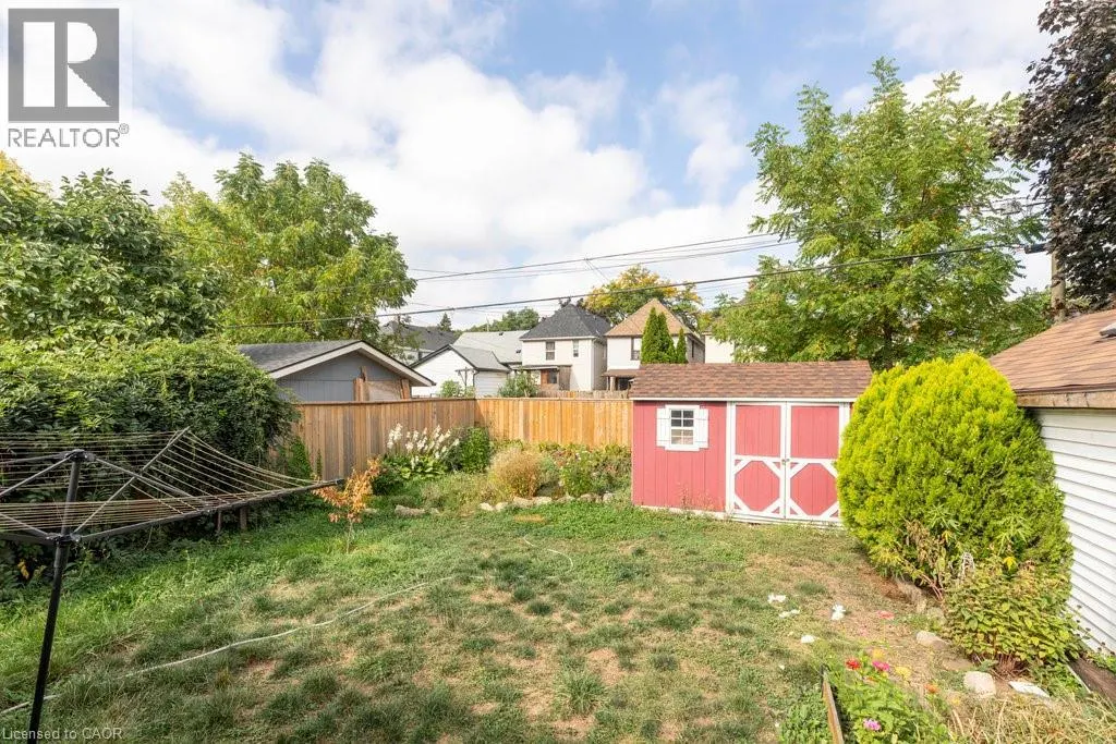 147 KENSINGTON Avenue N