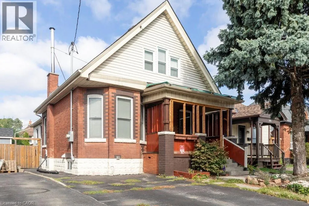 147 KENSINGTON Avenue N
