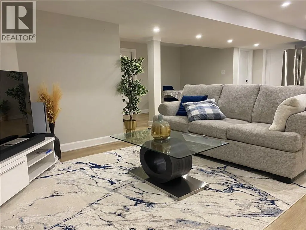 37 HOMESTEAD Way Unit# Basement, #Basement