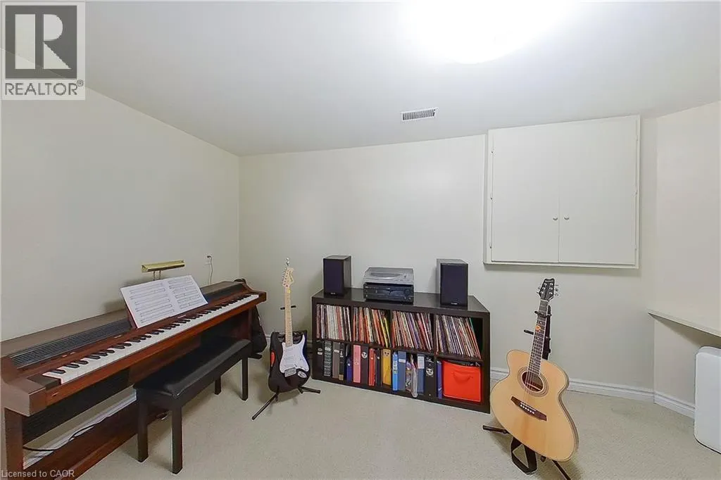 5991 GREENSBORO Drive
