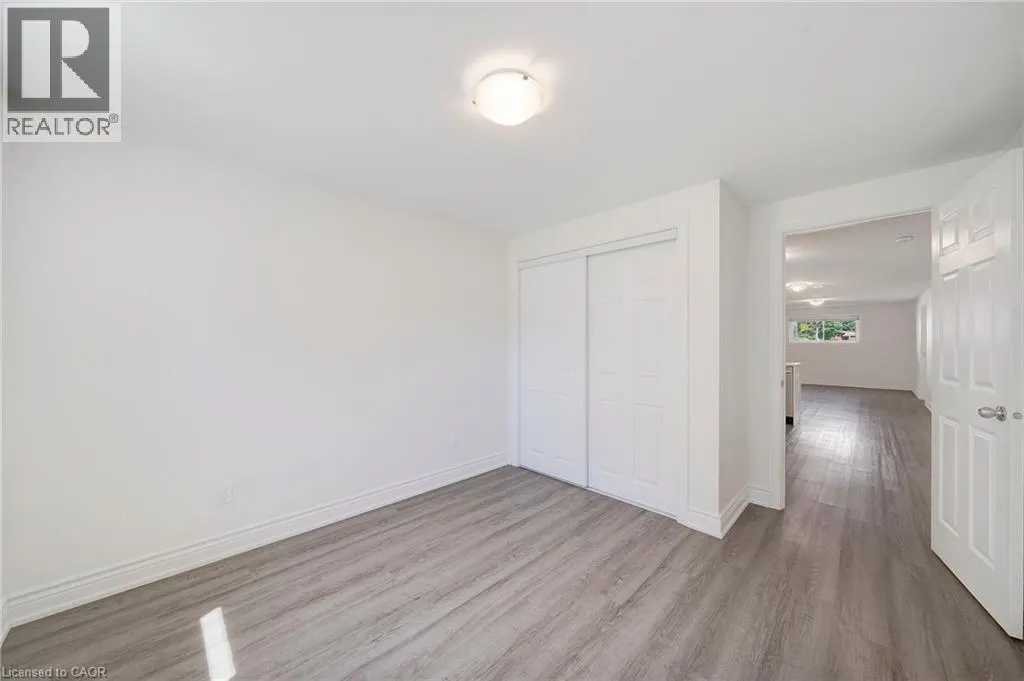 13 MEADOWBROOK Crescent
