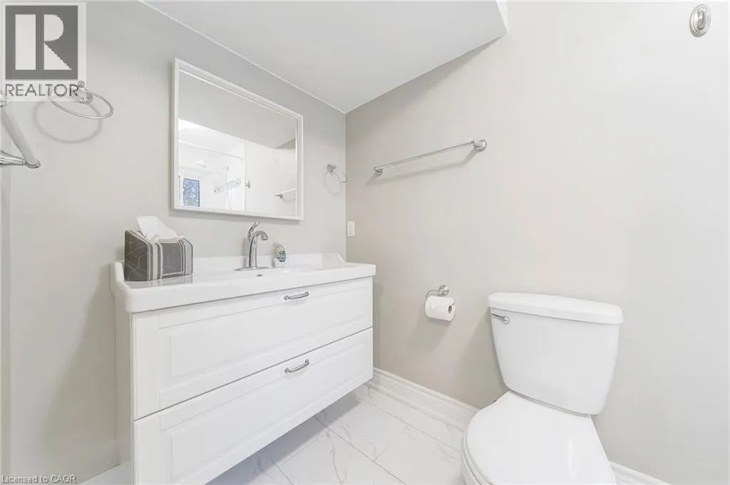 13 MEADOWBROOK Crescent