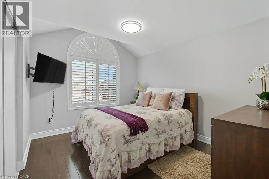 20 BONAVISTA Drive