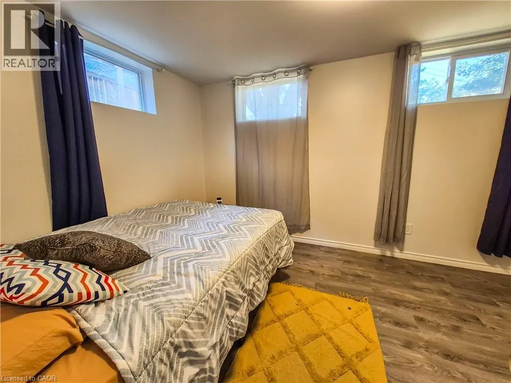 11 DUNCAIRN Avenue Unit# Lower, #Lower