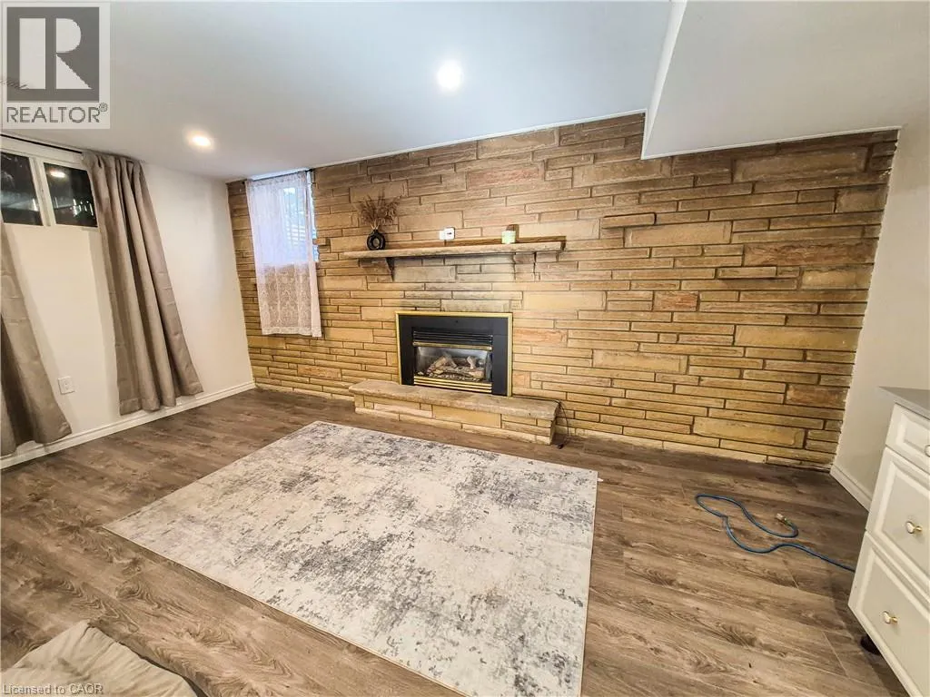 11 DUNCAIRN Avenue Unit# Lower, #Lower